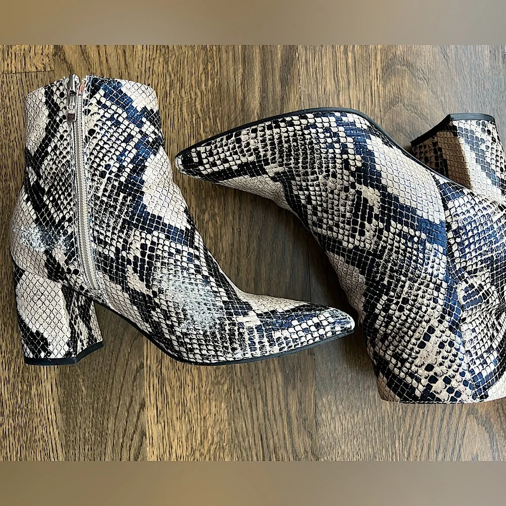 Marc Fisher Python Block Heel Booties - Picture 5 of 16
